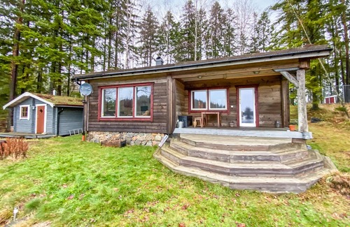 Harryda House | Cozy home in Härryda with sauna