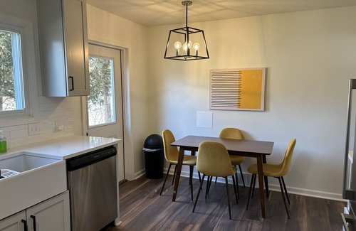 Hillsdale House | Cozy home in historic Hillsdale