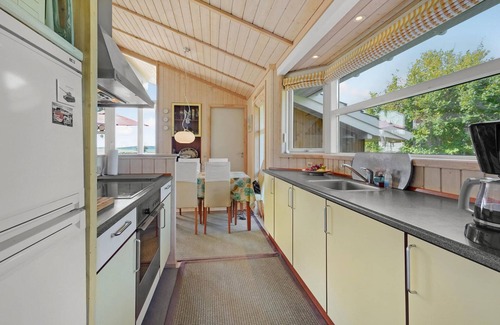 Bronde House | Cozy home in Holbæk with WiFi