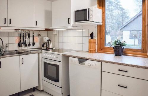 Hollviken House | Cozy home in Höllviken with WiFi