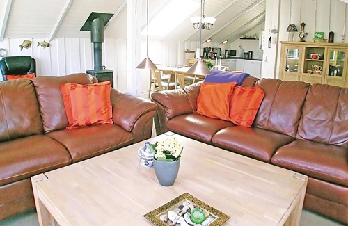 Haurvig House | Cozy home in Hvide Sande with WiFi