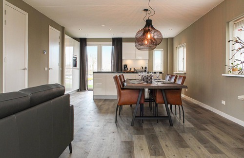 Idskenhuizen House | Cozy home in Idskenhuizen with WiFi