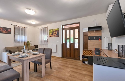 Selnica House | Cozy home in Kapelscak with sauna