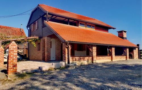 Klostar Ivanic House | Cozy Home In Klostar Ivanic With Sauna