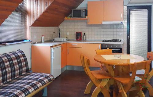 Kuterevo House | Cozy Home In Kuterevo With Wifi