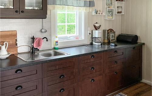 Torsby House | Cozy Home In Långtjärn With Kitchen