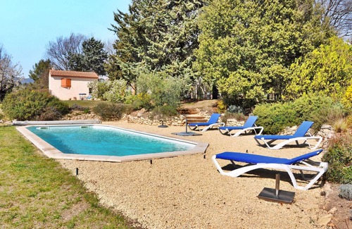 La Tour-d'Aigues House | Cozy home in La Tour D Aigues