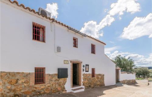 La Cardenchosa House | Cozy Home In La Cardenchosa With Wifi