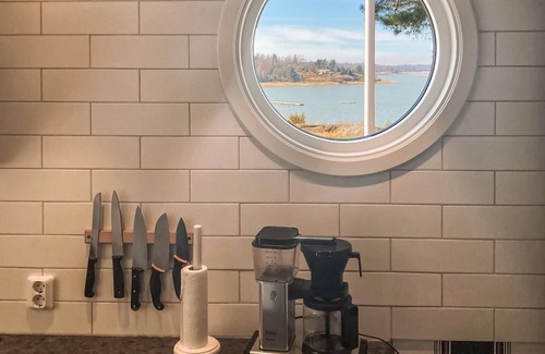 Otterstad House | Cozy home in Lidköping with WiFi