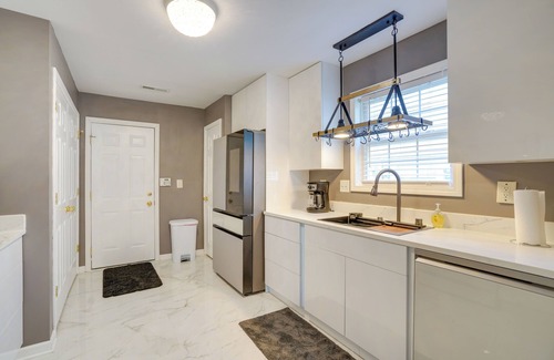 Buechel House | Cozy Home in Louisville: Near Bardstown Road!
