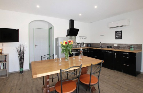 Lussas House | Cozy home in Lussas with WiFi