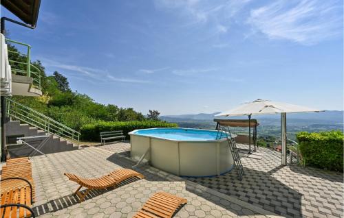 Novi Marof House | Cozy Home In Madzarevo With Kitchen