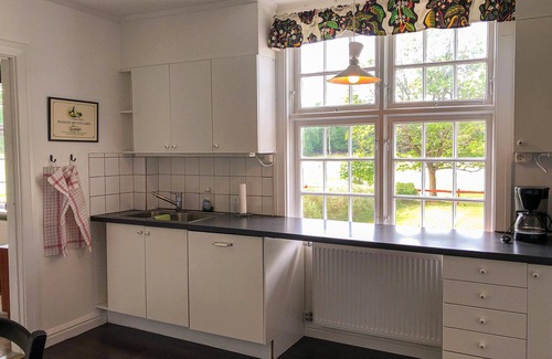 Mantorp House | Cozy home in Mantorp with WiFi