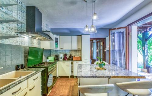 Montricoux House | Cozy Home In Montricoux