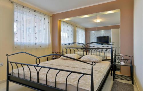 Novi Marof House | Cozy Home In Novi Marof With Sauna