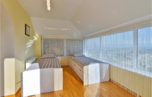 Novi Marof House | Cozy Home In Novi Marof With Sauna