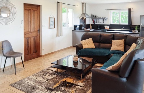 Orgnac-l'Aven House | Cozy home in Orgnac-l'Aven with WiFi