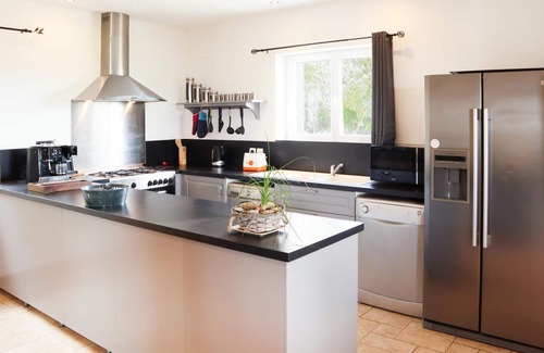 Orgnac-l'Aven House | Cozy home in Orgnac-l'Aven with WiFi