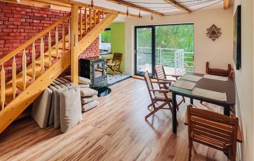 Przechlewo House | Cozy Home In Przechlewo With Wifi