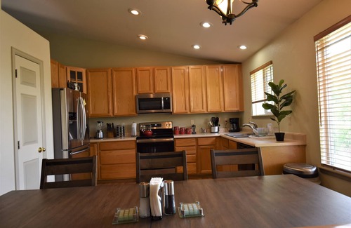 Dupont House | Cozy Home in quiet residential neighborhood with Den and Living room.