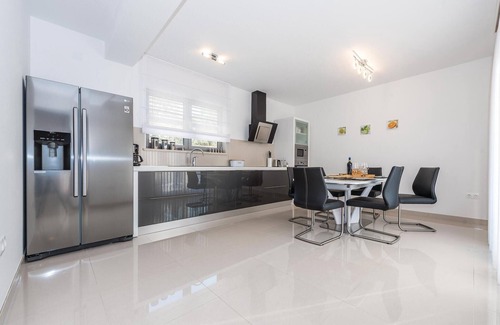 Razanj House | Cozy home in Razanj with WiFi