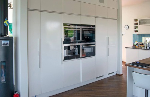 Saltsjobaden House | Cozy home in Saltsjöbaden with sauna