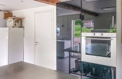 Sollebrunn House | Cozy home in Sollebrunn with sauna