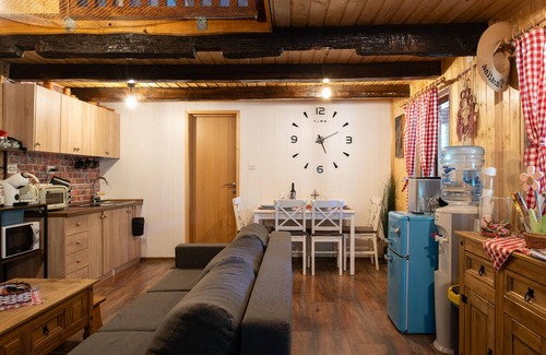 Lekenik House | Cozy home in Stari Brod with sauna