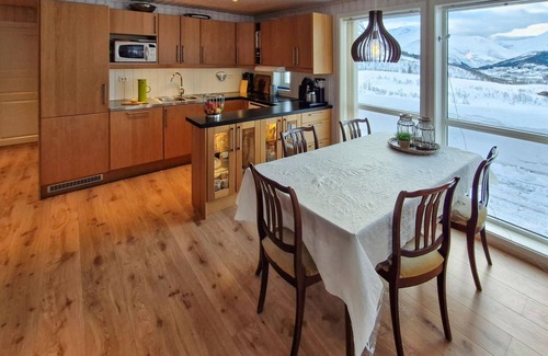 Stordal House | Cozy home in Stordal with sauna