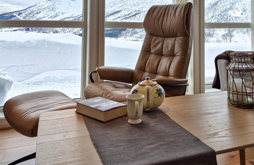 Stordal House | Cozy home in Stordal with sauna