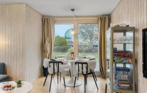 Vemmenæs House | Cozy Home In Svendborg With Wifi