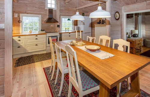 Sykkylven House | Cozy home in Sykkylven with kitchen
