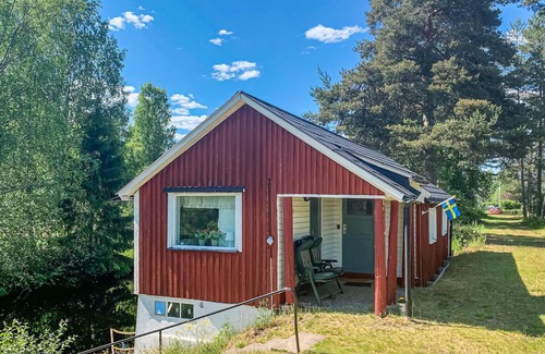 Overbyn House | Cozy home in Torsby with house sea view