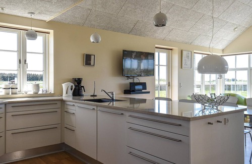 Sundhuse House | Cozy home in Ulfborg with WiFi