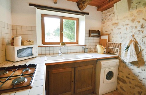 Valreas House | Cozy home in Valreas with WiFi