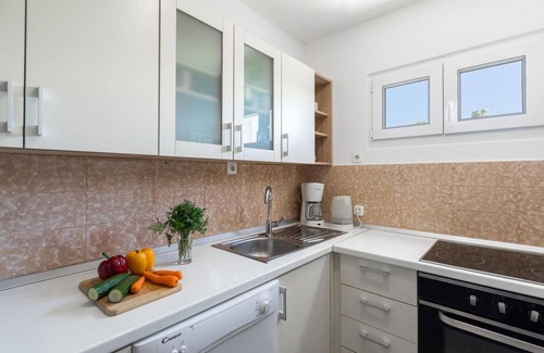 Vela Luka House | Cozy home in Vela Luka with sauna