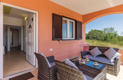 Gajana House | Cozy home in Vodnjan with WiFi