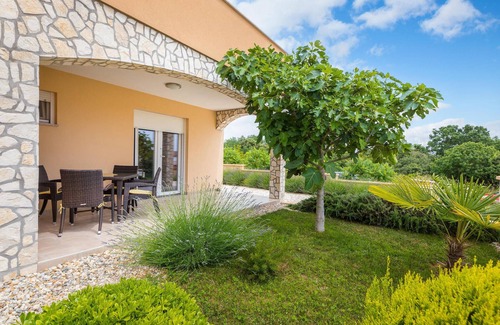 Barbariga House | Cozy home in Vodnjan with WiFi