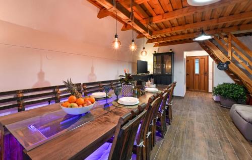 Klenovnik House | Cozy Home In Vukovoj With Wi-Fi