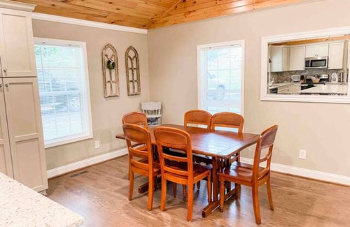 Sand Ridge House | Cozy home just minutes from Golf, UAB, Wedding Venues