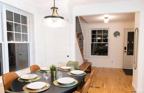 Drummondville House | Cozy Home-King Bed-River view-Wifi