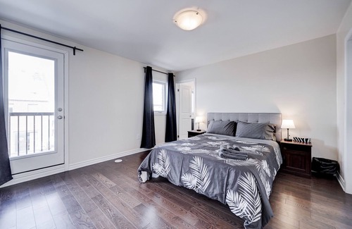 Richmond Hill House | Cozy home located at central of Richmond Hill