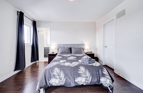 Richmond Hill House | Cozy home located at central of Richmond Hill