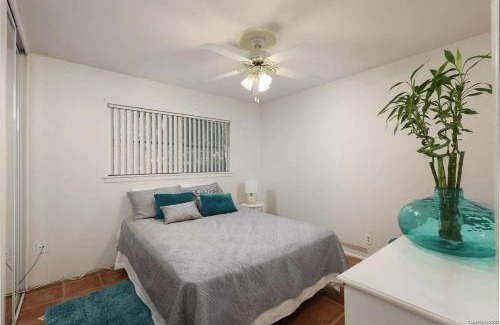 North San Antonio - SAT House | Cozy Home Near Airport,fast EV Charger & Theater