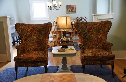 West Allis House | Cozy Home Near all Milwaukee Attractions