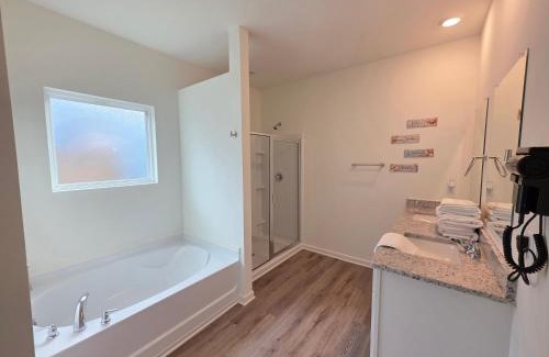 Bessemer House | Cozy home near BMH and Hoover