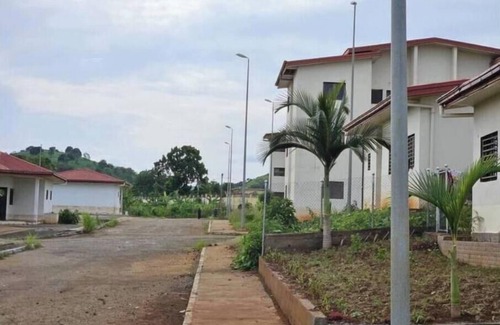 Bafoussam House | Cozy home near city and staduim