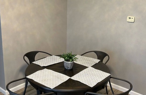 Houston Other | Cozy Home near Downtown Houston and Hobby Airport