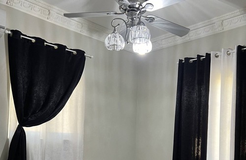 Downtown House | Cozy home near Grand Bahama International Airport