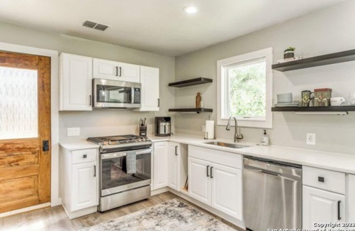 Boerne House | Cozy Home Near Main Street Boerne